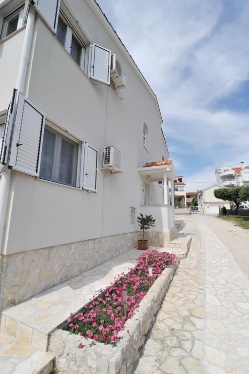 Villa Luna With Seaview Petrcane Bagian luar foto