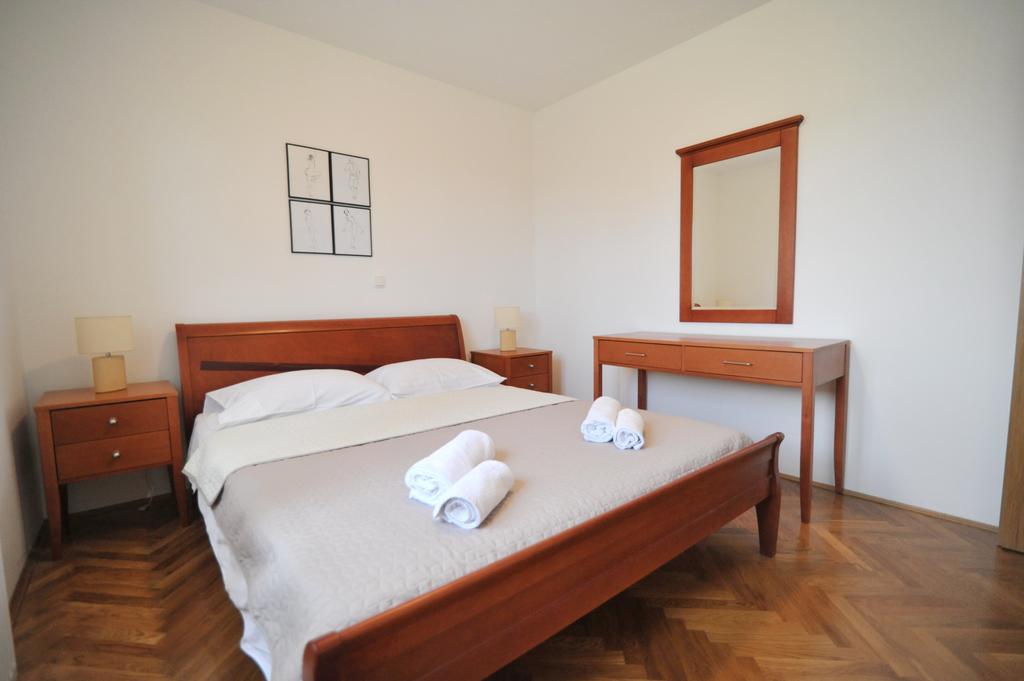 Villa Luna With Seaview Petrcane Bagian luar foto