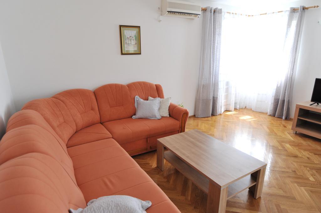 Villa Luna With Seaview Petrcane Bagian luar foto