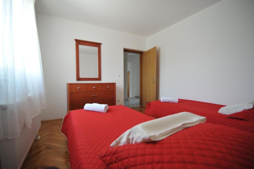 Villa Luna With Seaview Petrcane Bagian luar foto