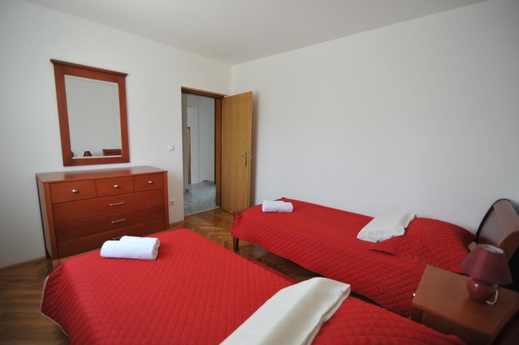 Villa Luna With Seaview Petrcane Bagian luar foto
