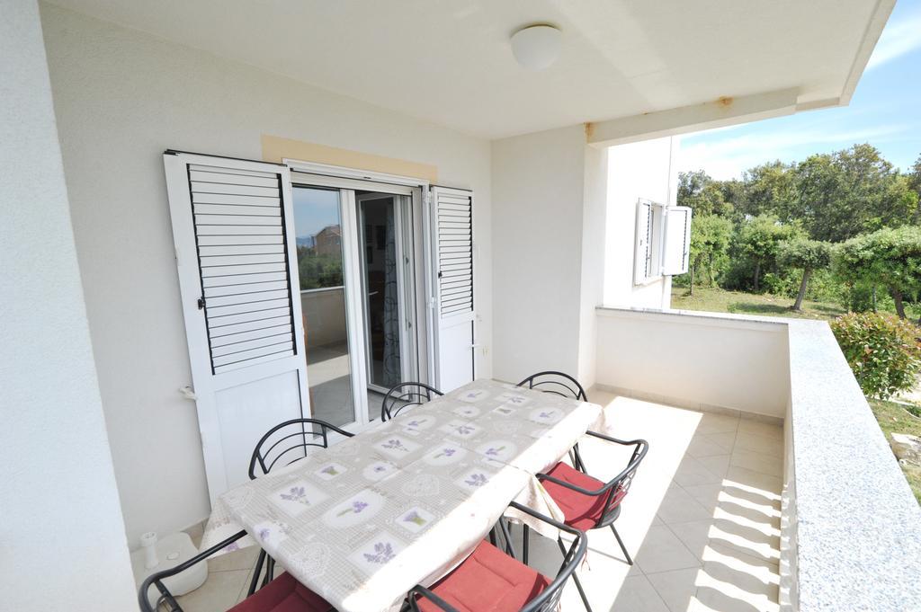 Villa Luna With Seaview Petrcane Bagian luar foto