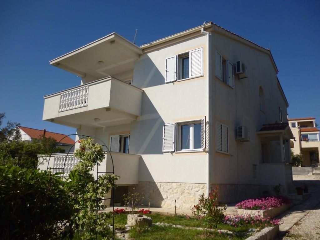 Villa Luna With Seaview Petrcane Bagian luar foto