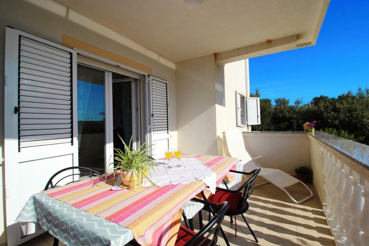 Villa Luna With Seaview Petrcane Bagian luar foto